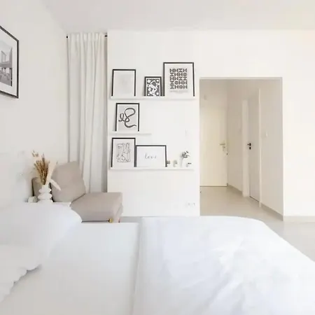 Cozy & New Studio Apartment Peace Sq. Prague Exterior photo